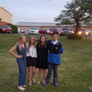 Meet your Posher, Kenneth